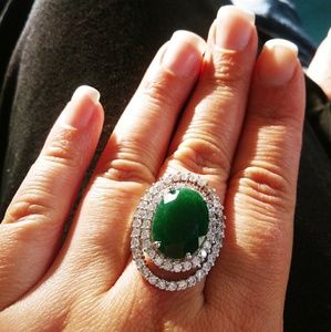 Sale🎊 beautiful Real emerald silver filled ring